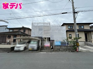 外観 現地や周辺環境もあわせてご確認いただけます。現地ご案内いたします。お気軽にお問い合わせください。実際の陽当たりや前面道路、周辺の環境などもぜひ現地でご確認ください。スタッフが丁寧にご案内いたします。