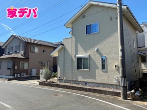 外観 現地や周辺環境もあわせてご確認いただけます。現地ご案内いたします。お気軽にお問い合わせください。実際の陽当たりや前面道路、周辺の環境などもぜひ現地でご確認ください。スタッフが丁寧にご案内いたします。