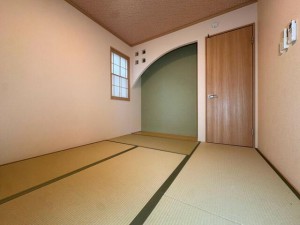 その他画像 和モダンの落ち着きとお洒落さを兼ね備えた空間で、日常の中にやわらかな雰囲気を感じられます。普段はお子様の遊びスペースやご家族のくつろぎスペースとして多目的に活用できます!