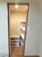 その他画像 【WIC】 WICは洋服、帽子、バッグなど全て収納可能!お部屋がスッキリ整理整頓できます!