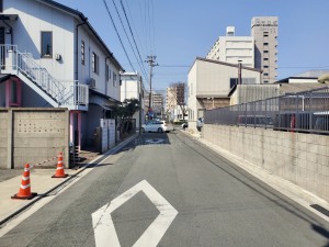 外観 前面道路