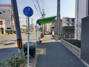 外観 前面道路
