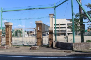周辺 新川小学校(360m)
