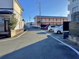 外観 前面道路:東側約6m