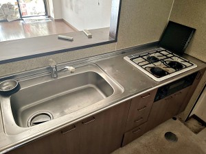 キッチン 人気の対面キッチンは料理をしながらご家族やお客様との会話が楽しめます!