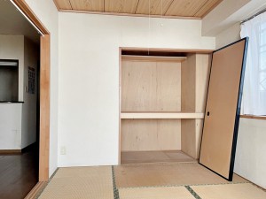 その他画像 【和室押入】奥行きがあり、たっぷり入る実用的な収納スペースです