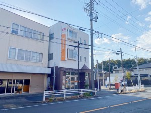 周辺 豊川桜木通郵便局(300m)