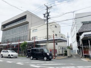 周辺 豊川駅前郵便局(490m)