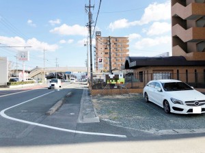 外観 前面道路