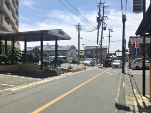 外観 前面道路