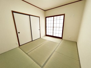その他画像 【和室6帖】 ゆったりとくつろげる和室!お子様の遊び場や家族団らんのスペースになりそうですね!