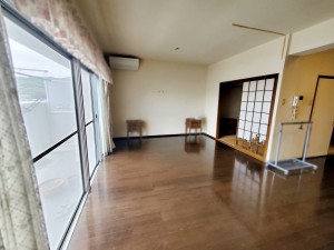 居間 ご家族みんながゆっくりくつろげる広々リビング