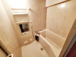 風呂 【浴室】 一日の疲れをいやす、ゆったりバス。
