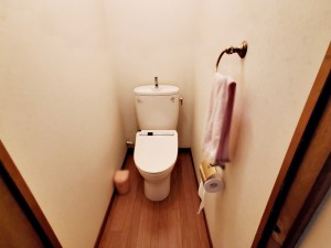 その他画像 【トイレ】 温水洗浄便座の快適なトイレ